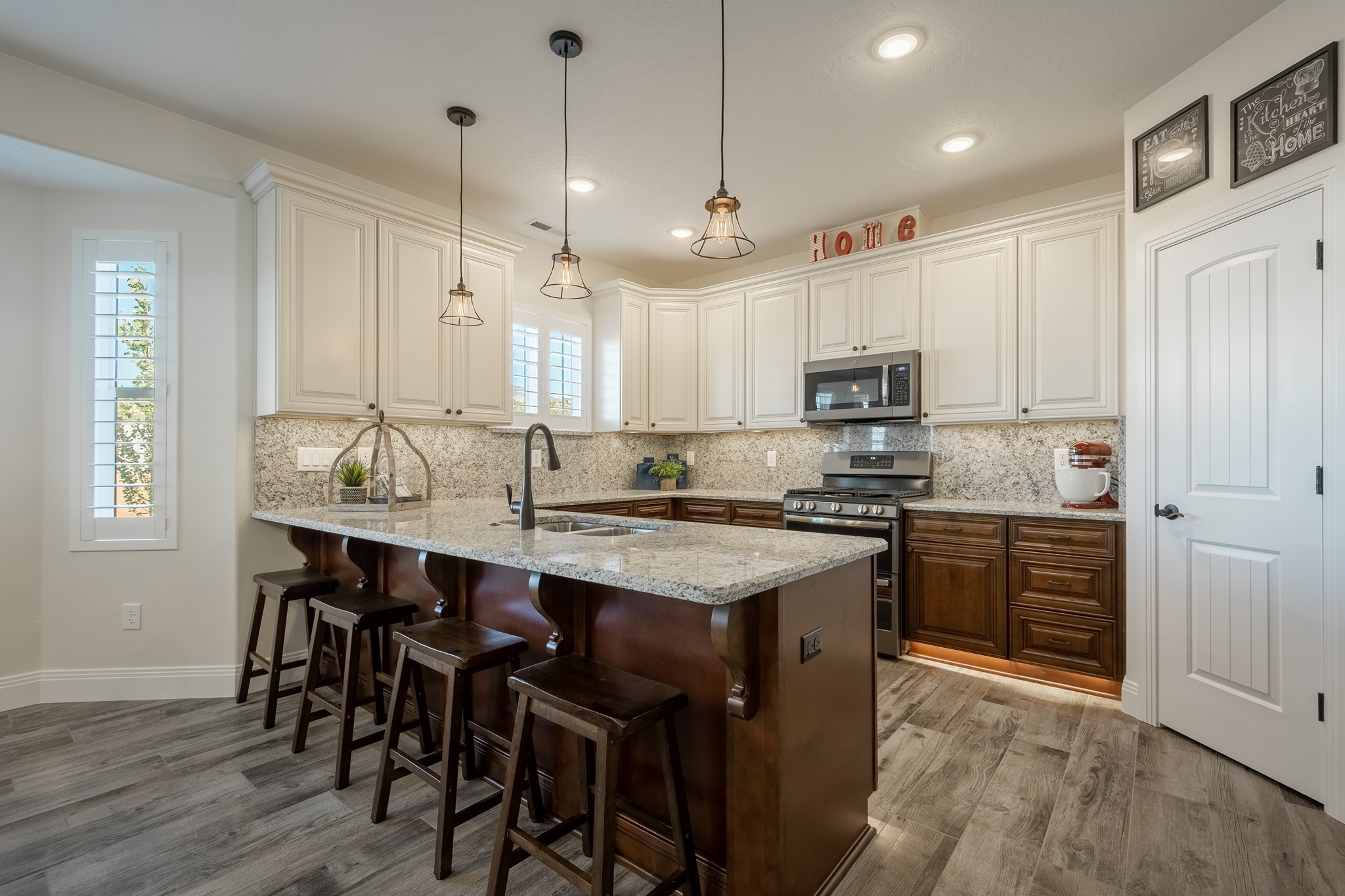 Cabinetry - Cabinets & Appliances for Builders in St George Utah